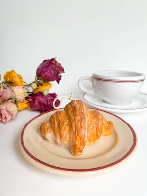 Croissant Candle: Bakery Scent