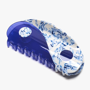 Delft Blue Yin-Yang Long Claw