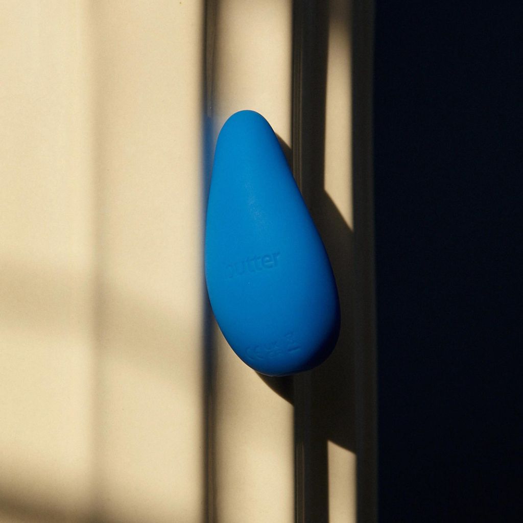 External Personal Massager for the perineum | Butter | The Lake