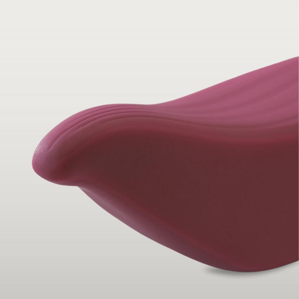 Iroha Tori, waterproof rechargeable B.E.D. | The Lake